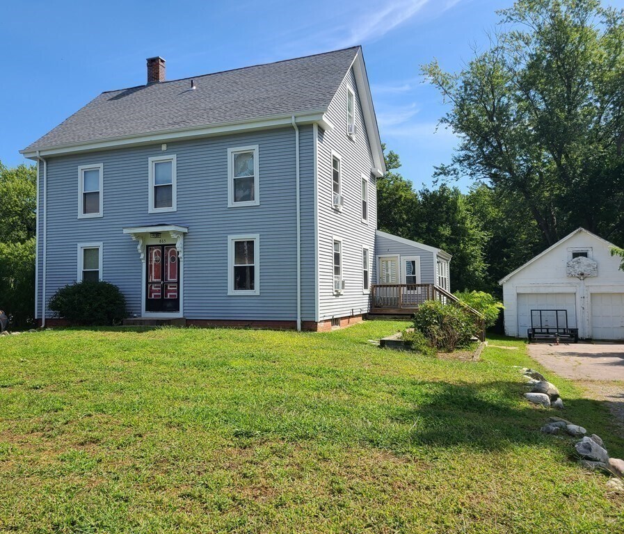 Foto principal - 865 Main St