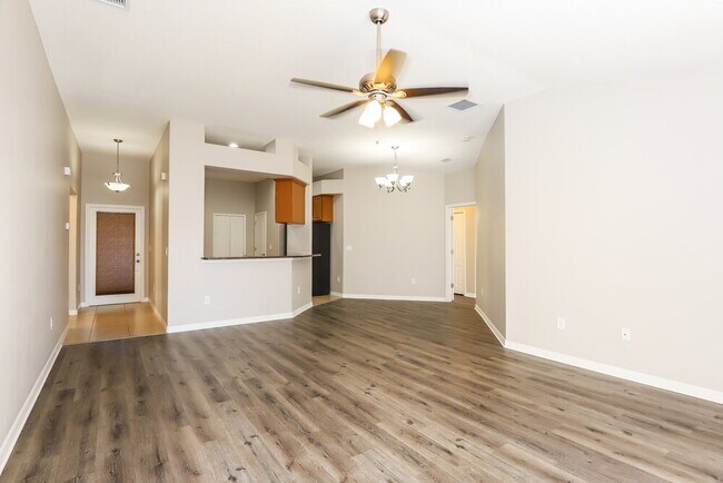 Building Photo - 11601 Addison Chase Dr