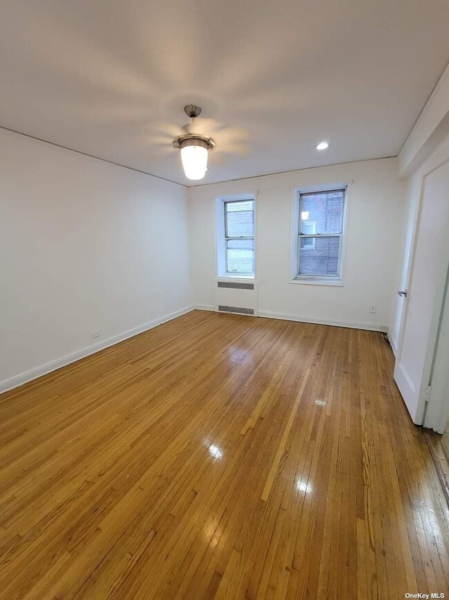 Foto del edificio - 7615 35th Ave