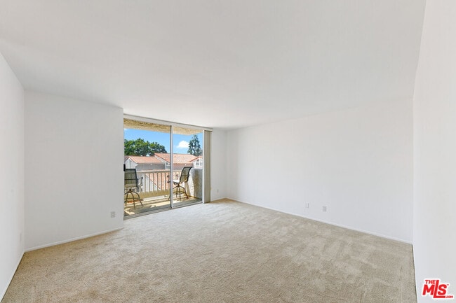 Building Photo - 28206 Rey De Copas Ln