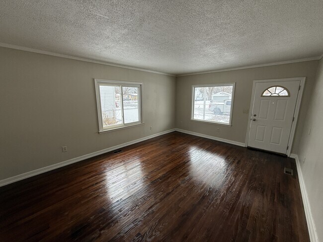 Foto del edificio - 13441 Harold Ave