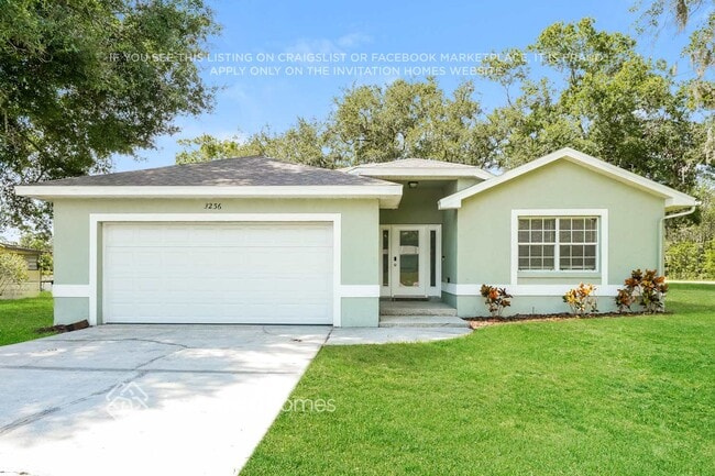 Building Photo - 3236 Forestbrook Dr N