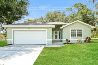 Building Photo - 3236 Forestbrook Dr N