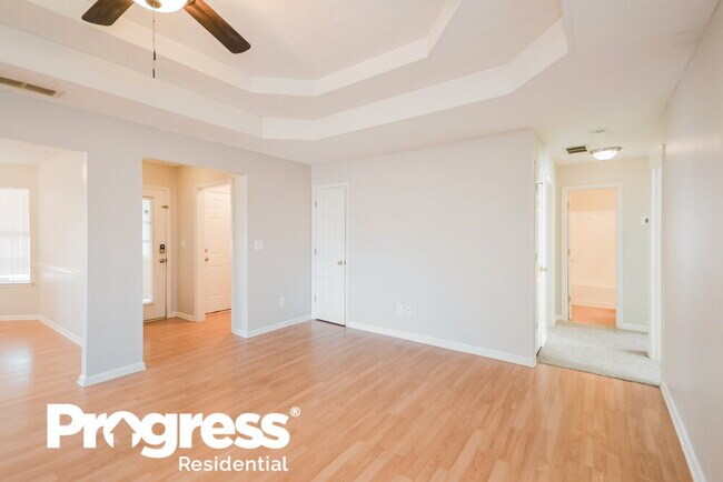 Foto del edificio - 135 Branchwood Dr
