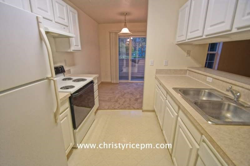 Foto del edificio - 906 N 96th St