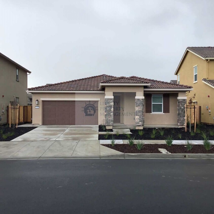 Primary Photo - 5450 Trimonti Cir