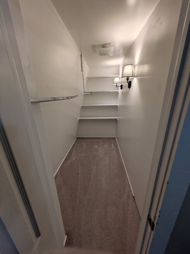 Building Photo - 3795 S 6350 W
