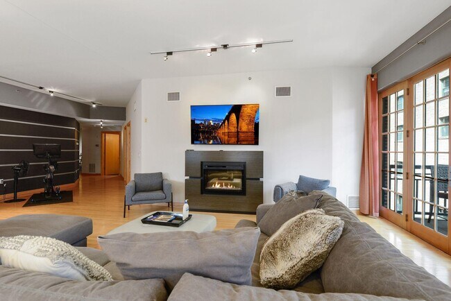 Foto del edificio - 408 N 1st Street 401