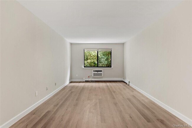 Foto del edificio - 500 Central Park Ave