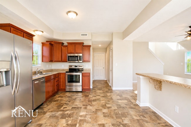Building Photo - 8840 Ingram Ln