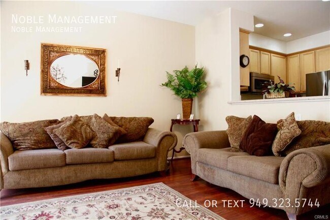 Building Photo - 933 S Prescott Pl
