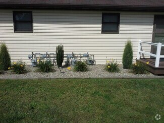 Building Photo - 119 Valley View Dr