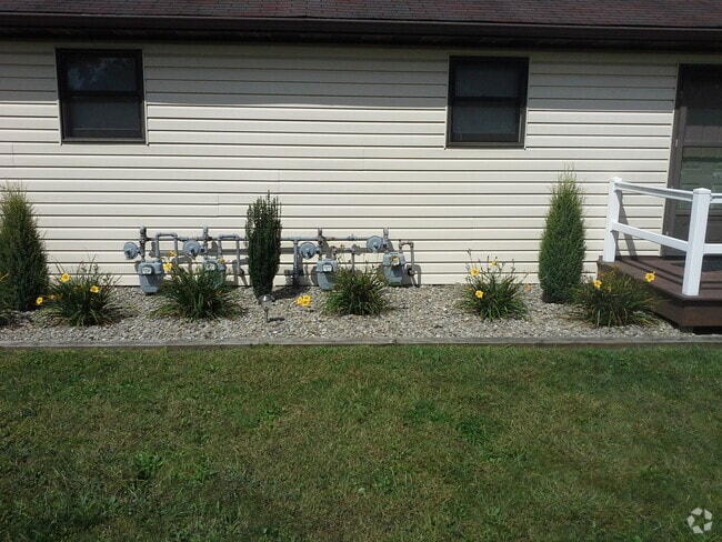 Building Photo - 119 Valley View Dr