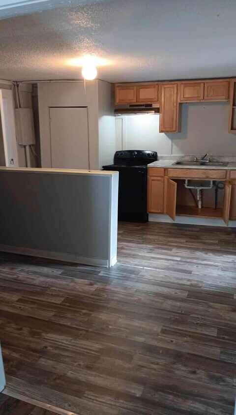 Foto del edificio - 1016 Farrah Cir