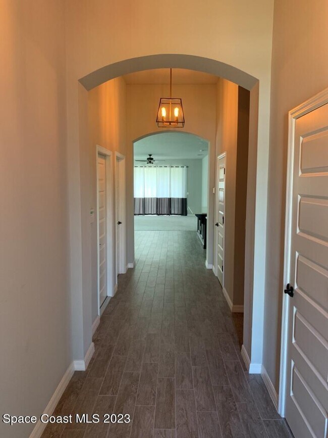 Foto del edificio - 2831 Casterton Dr