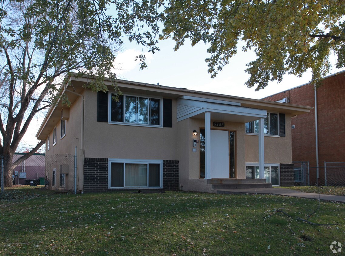 Foto principal - 5753 33rd Ave S