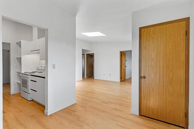 Interior Photo - Maplewood Apartments