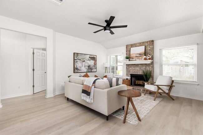 Foto del edificio - 8005 Willet Trail