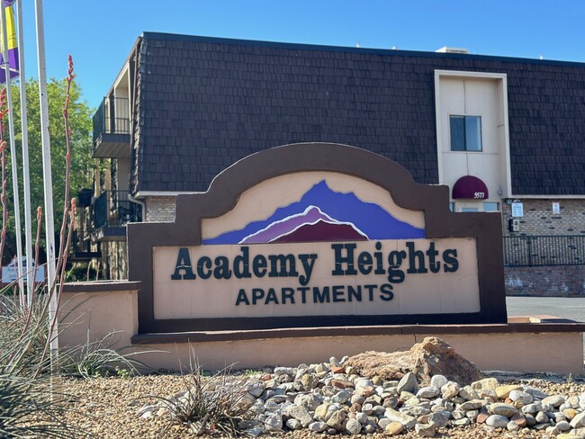 Foto del edificio - Academy Heights Apartments