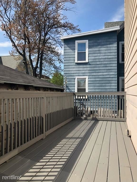 Building Photo - 3 br, 1 bath Apartment - 8 Shawmut Ter # 1