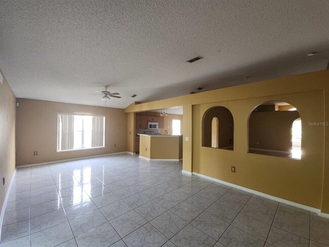 Building Photo - 3113 Turret Dr