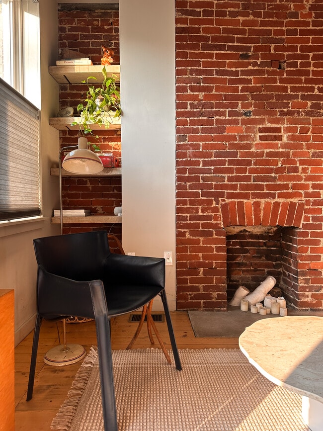 Building Photo - 3345 Ligonier St