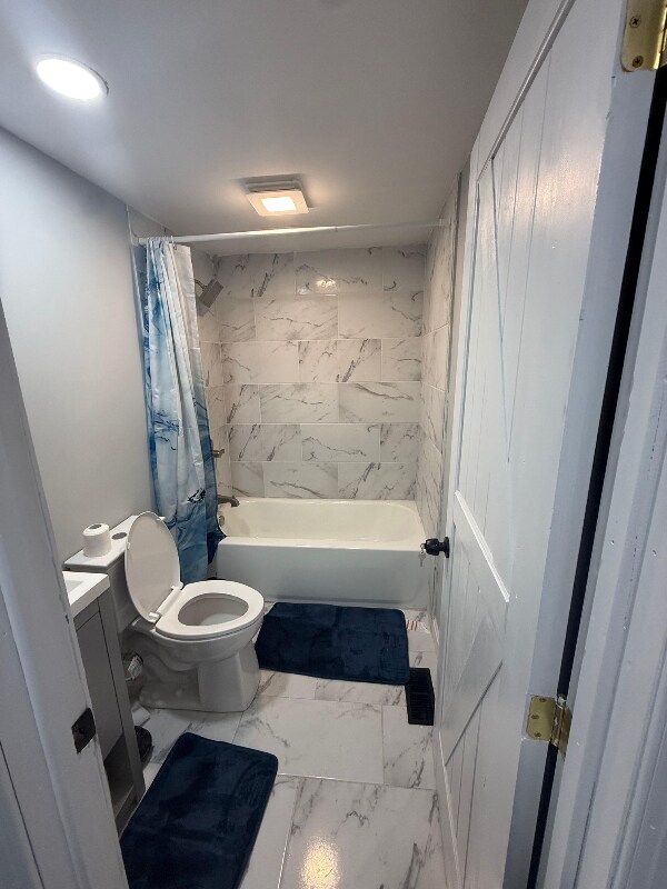 Foto del edificio - 17604 Virginia Ave