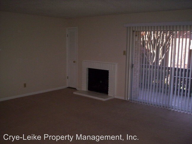 Building Photo - 4750 Oakbrook Ct