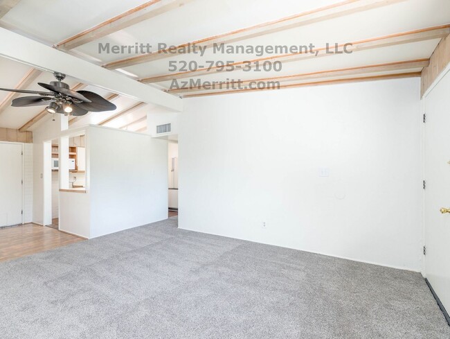 Building Photo - Perfect 3 bdrm 2 bath home in quiet centra...