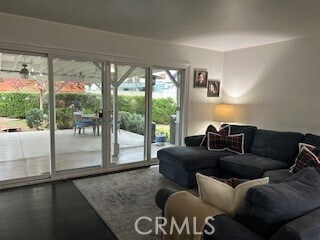 Foto del edificio - 3333 Balzac St