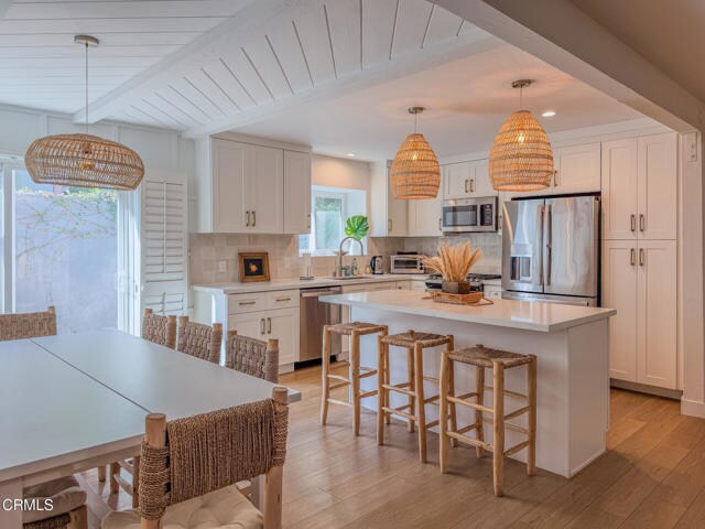 Foto del edificio - 4954 Dolphin Way