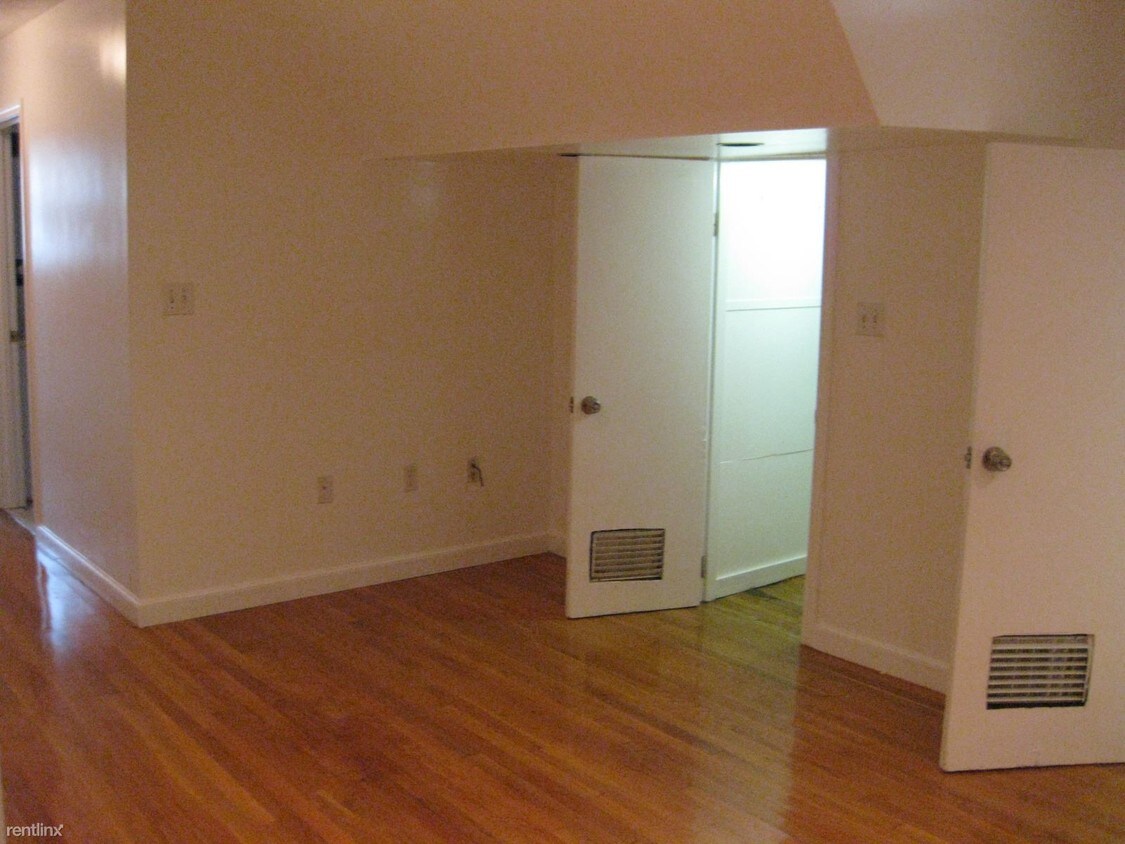 Foto del edificio - 23 Snow Hill St