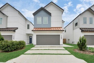 Building Photo - 4407 Abaco Ln