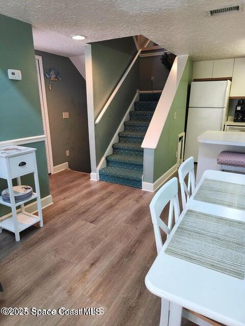 Foto del edificio - 8600 Ridgewood Ave