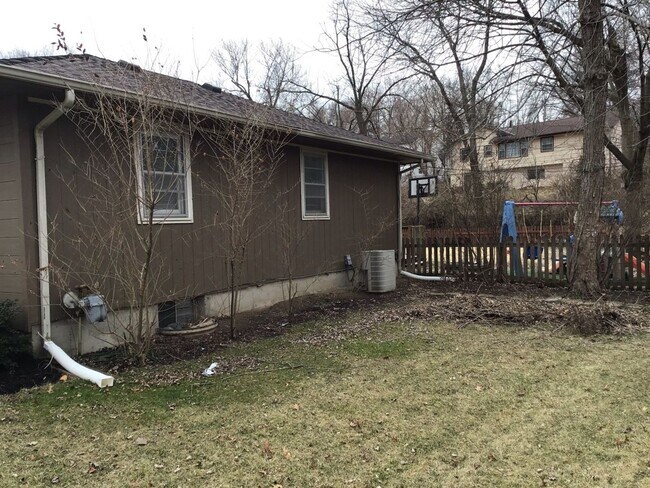 Foto del edificio - COMING SOON!! 3 bed, 2 bath Newly Remodeled