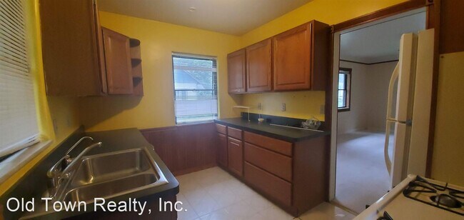 Building Photo - 2 br, 1 bath House - 1391 Rosewood St