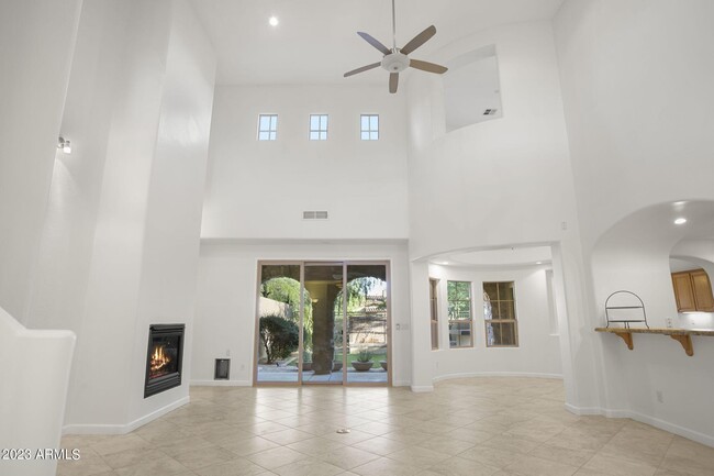 Building Photo - 7245 E Eclipse Dr
