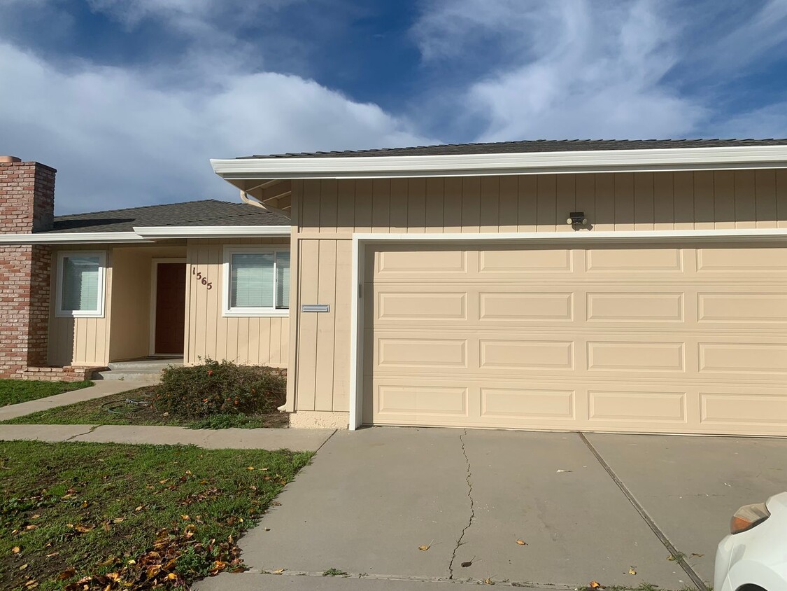 1565 Los Altos Way, Salinas, CA 93906 House Rental in Salinas, CA