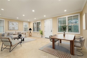 Building Photo - 100 Kempton