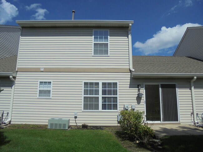 Foto del edificio - 1202 N Village Dr