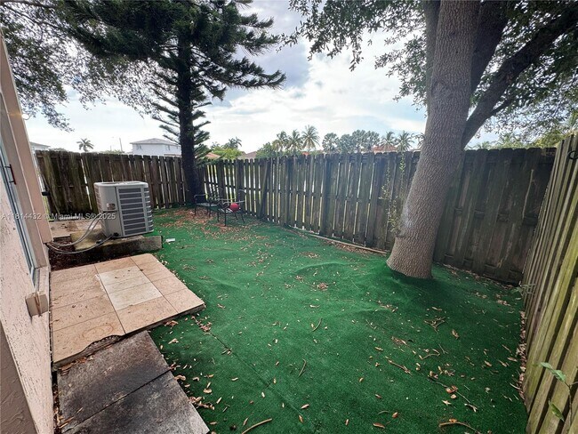 Foto del edificio - 16269 SW 58th Terrace