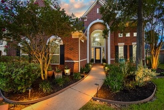 Building Photo - 7902 Silent Forest Dr
