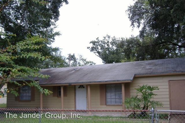 Primary Photo - 3 br, 1.5 bath House - 8405 Esperanza Street