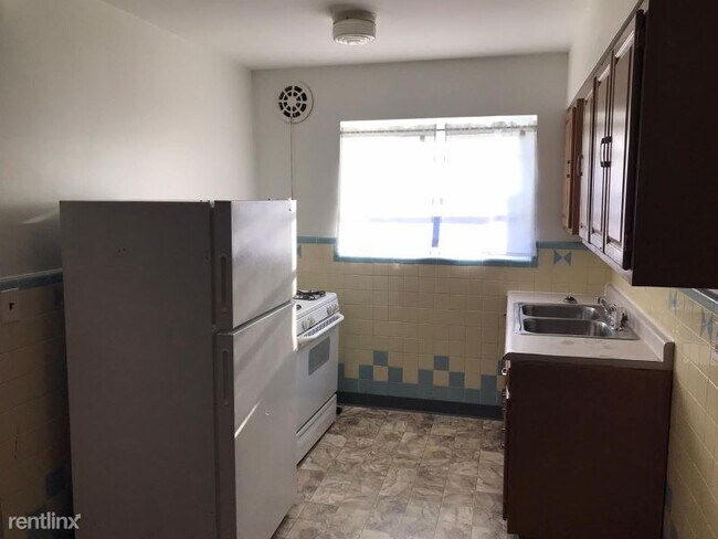 Foto del edificio - 2 br, 1 bath House - 843 Delehanty Ct 4 Un...