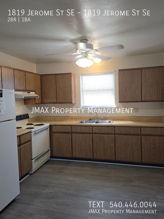 Foto del edificio - 1819 Jerome St SE