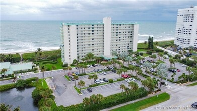 Building Photo - 9940 S Ocean Dr