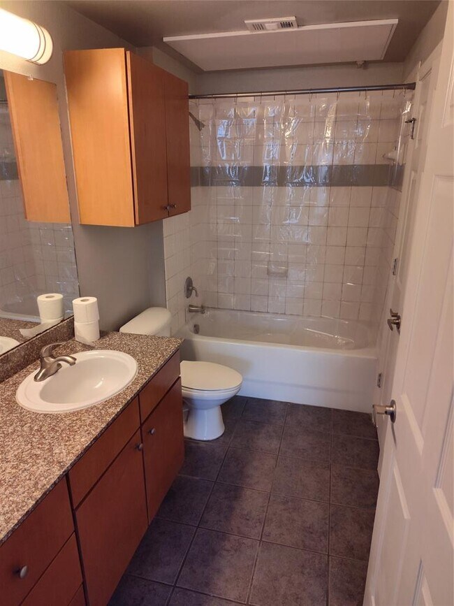 Foto del edificio - 2502 Leon St