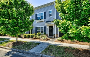 Building Photo - 2506 Gallery Drive