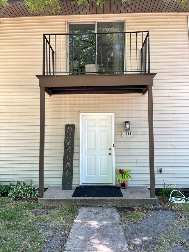 Foto del edificio - 7241 Brunswick Ave N