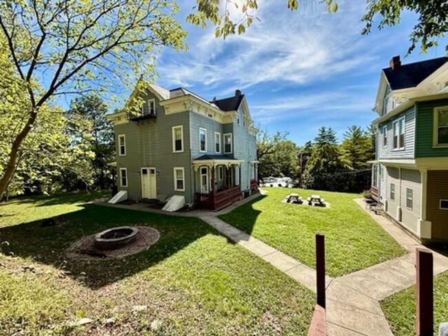 Photo - 30 Conklin St Apartment